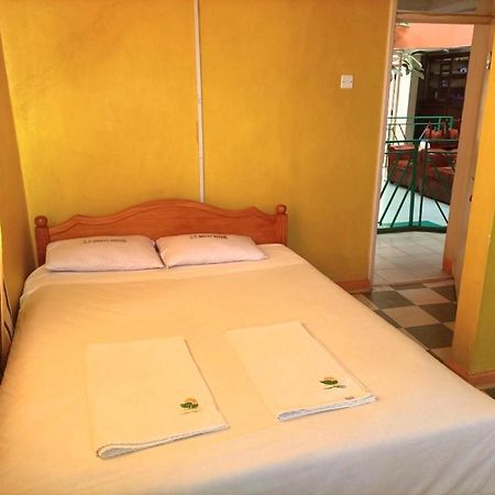 New Green Pastures Guest House Eldoret Extérieur photo